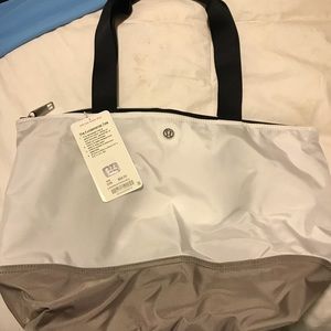 NWT lululemon Fundamental Tote